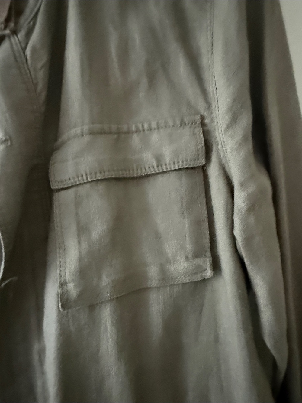 Lightweight Olive Utility Jacket - Women - Picture 3 of 4